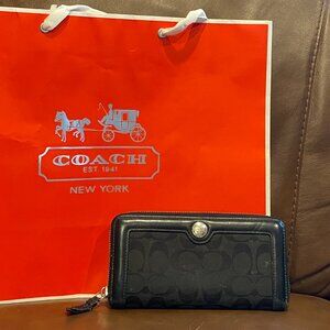Coach Jacquard Signature Logo Black Large Zip Wallet